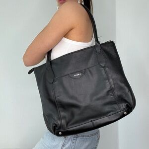 LODIS Sierra Black Pebbled Leather Shoulder Bag